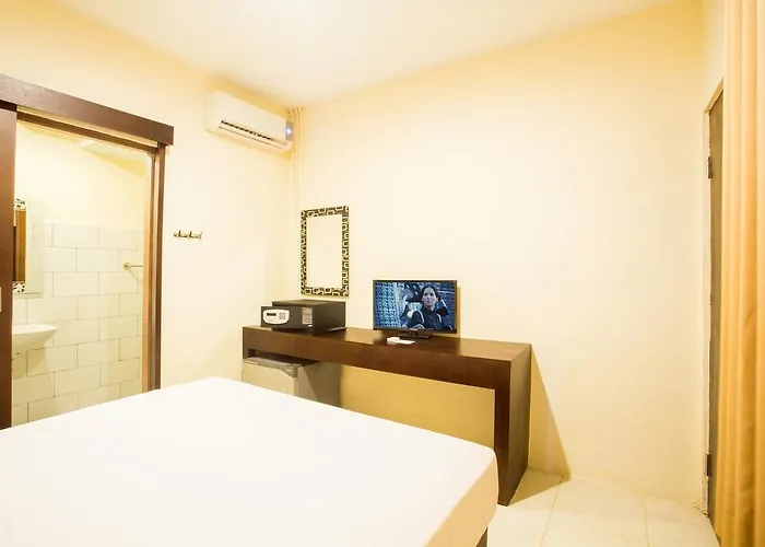 M Box Seminyak (Bali)