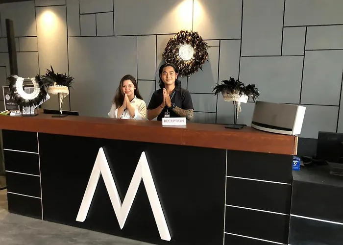 Hostel M Box