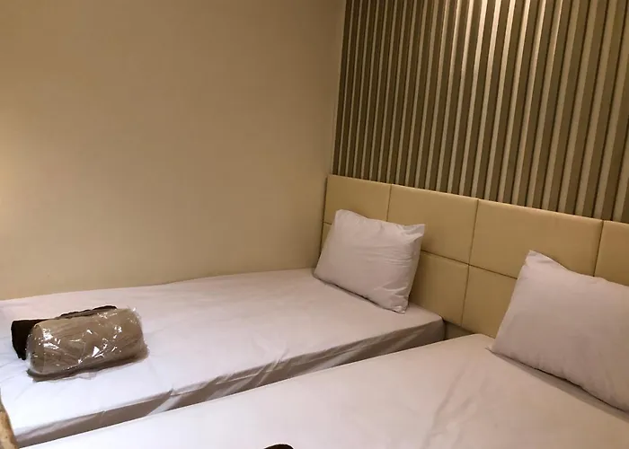 M Box Hostel